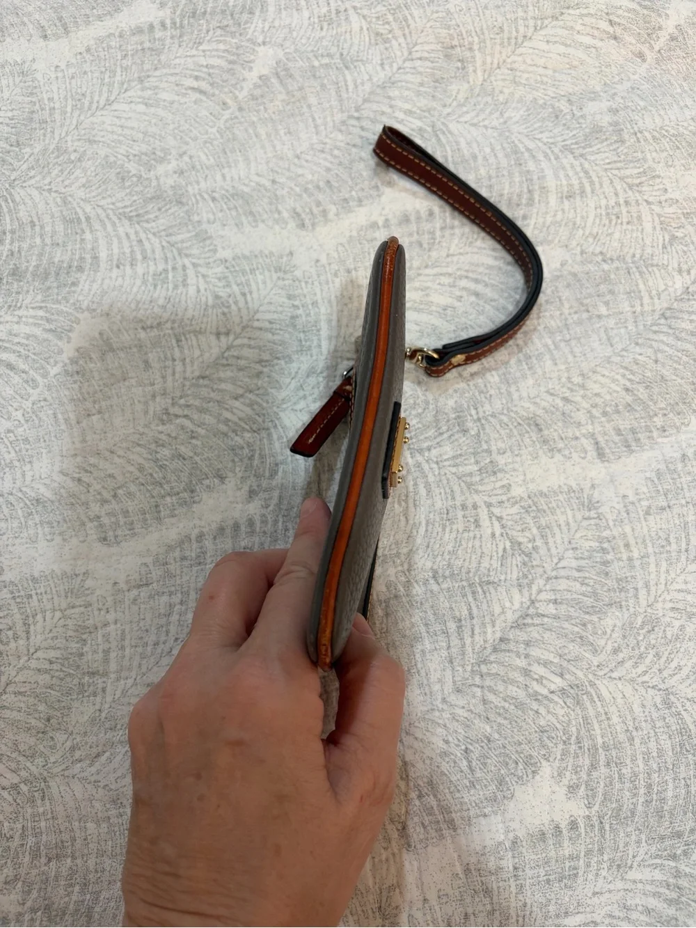 N/A dooney bourke